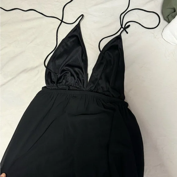 Superdown Natasha Black Backless Halter Dress - Picture 3 of 4